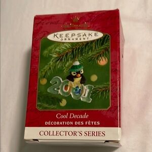 Hallmark Keepsake Ornament 2001 Penguin Cool Decade Collection